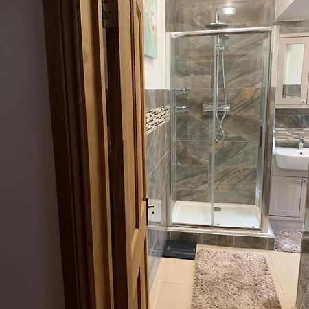 Fbs Homestay Norwood Extérieur photo